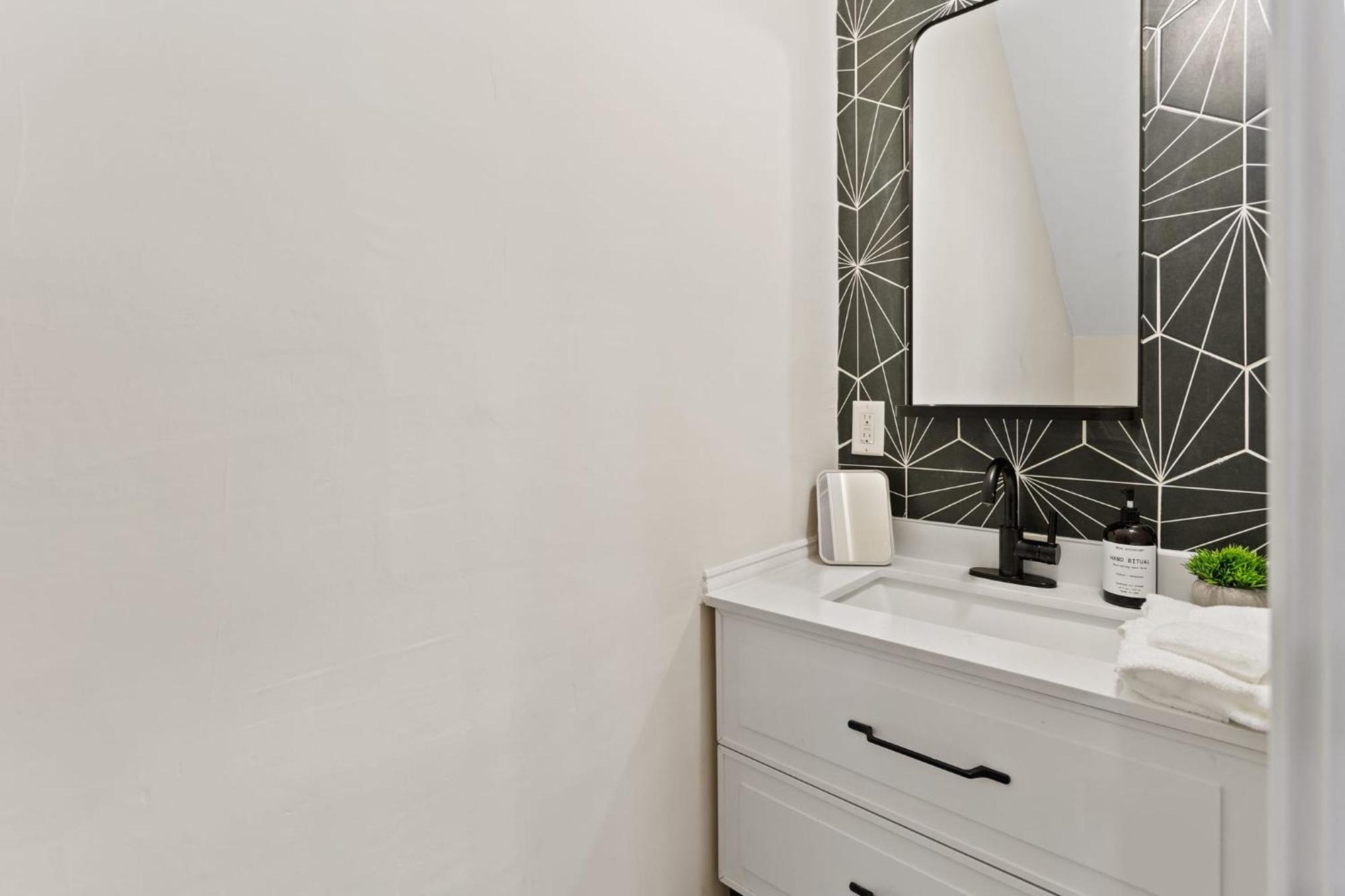 Loopin Around Atlantic Luxe 5br Townhouse In Orange Loop Casa de Férias